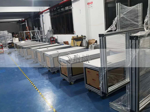 鋁型材口罩機(jī)設(shè)備