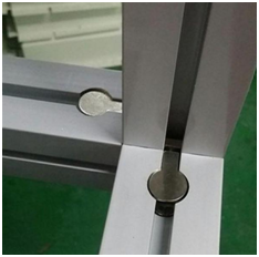 內(nèi)置連接件安裝圖