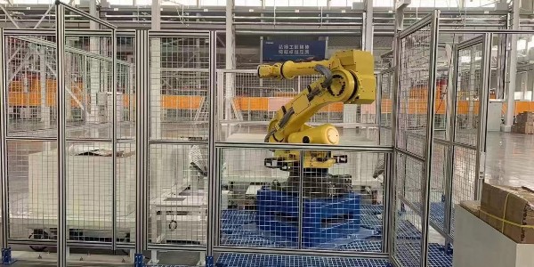 鋁型材圍欄會(huì)用到哪幾種安裝方式？