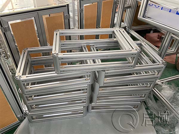 圓弧型材內置連接框架